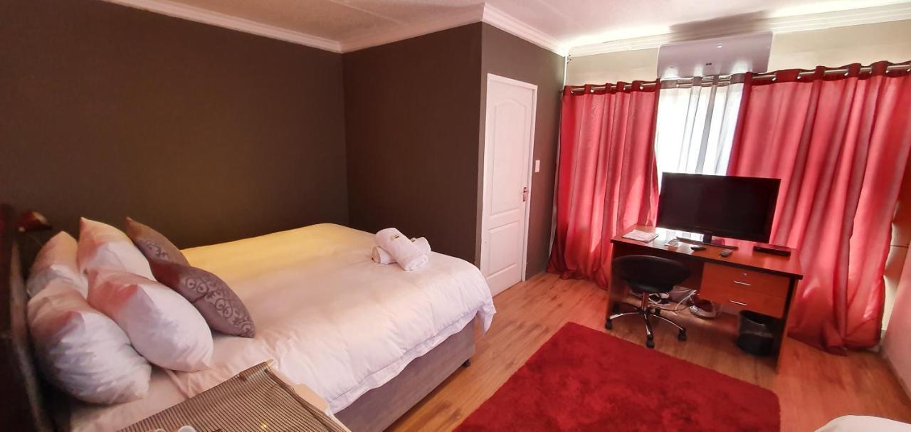 Beth El Guesthouse ブラッケンフェル エクステリア 写真